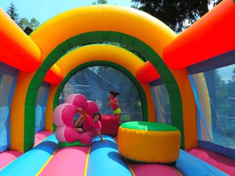 Flower Camping Le Belvédère - Camping Cantal - Image N°9