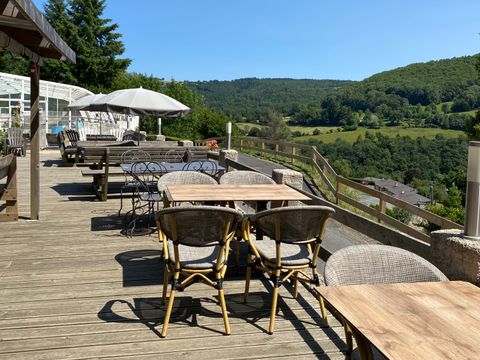 Flower Camping Le Belvedère - Camping Cantal - Image N°3