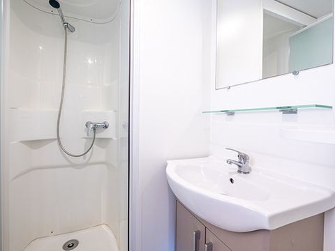 Mobilhome 6 personnes - Comfort XL | 3 Ch. | 6 Pers. | Terrasse surélevée | Clim.