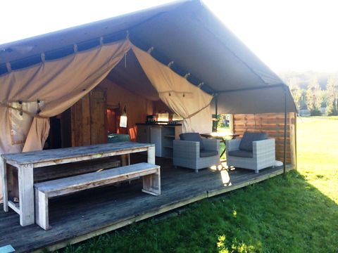 Tente en toile et en bois 4 personnes - Tente Safari 35m²