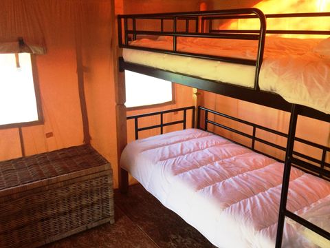 Tente en toile et en bois 4 personnes - Tente Safari 35m²