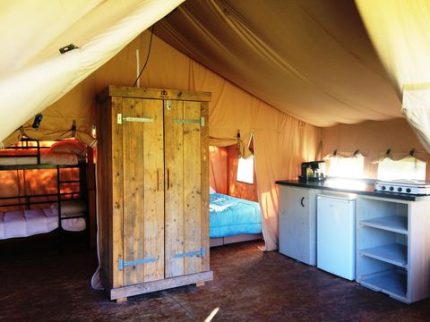 Tente en toile et en bois 4 personnes - Tente Safari 35m²