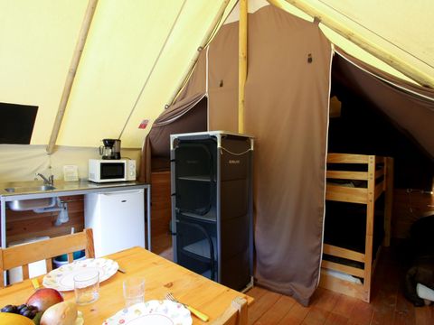 Tente en toile et en bois 4 personnes - La Cabane Toilée