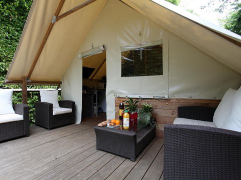 Tente en toile et en bois 4 personnes - La Cabane Toilée