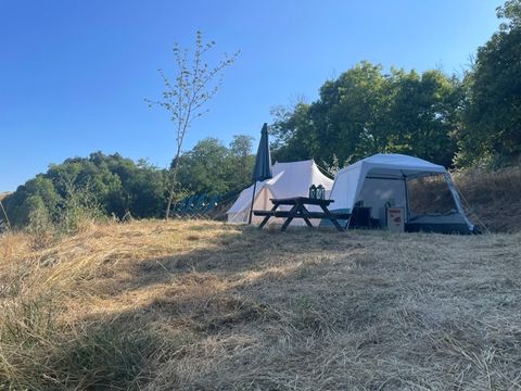 Tente 4 personnes - Tipi équipée