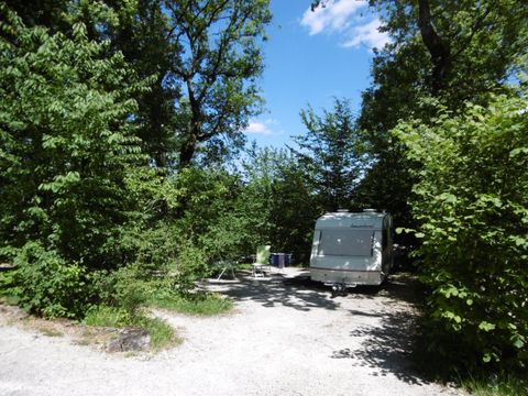 Emplacement - Emplacement Stabilisé (caravane ou camping car)