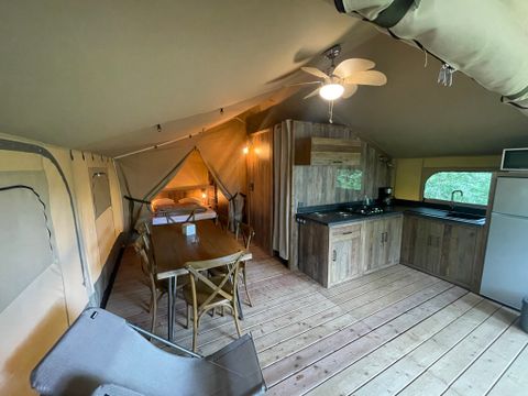 Tente en toile et en bois 5 personnes - Tente Kenya avec SDB