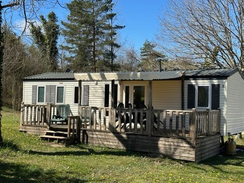 MOBILHOME 4 personnes - Mobil-Home COTTAGE : 1 Suite + 1 Chambre - Cheminée - TV - Grand Réfrigérateur - 4 pers