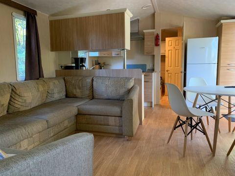 MOBILHOME 4 personnes - Mobil-Home COTTAGE : 1 Suite + 1 Chambre - Cheminée - TV - Grand Réfrigérateur - 4 pers