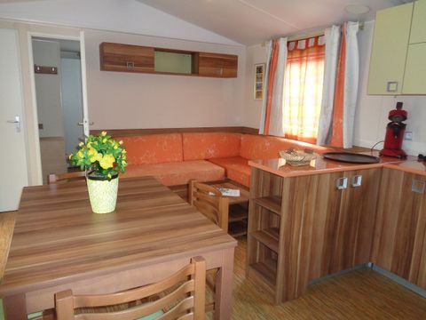 MOBILHOME 4 personnes - avec vue sur l'étang 1/4 pers.