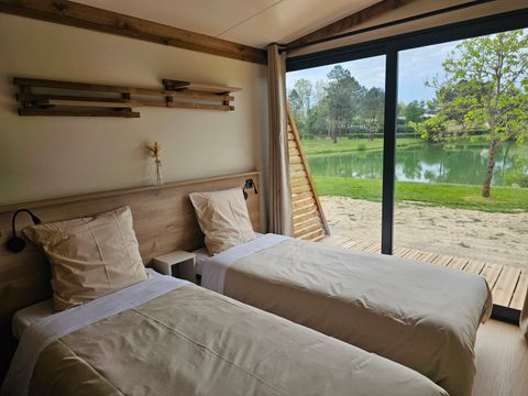 CHALET 4 personnes - Chalet premium 2 chambres 2 salles de bains face a l'etang 1/4 pers