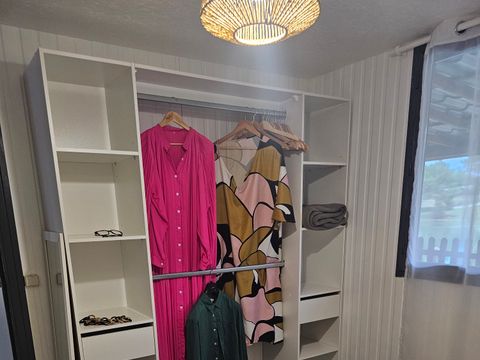 CHALET 4 personnes - Chalet devant l'étang 1/4 pers. 1/4 pers