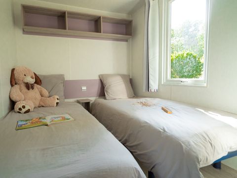 MOBILHOME 4 personnes - Mobil home Premium face à l' étang 1/4 pers