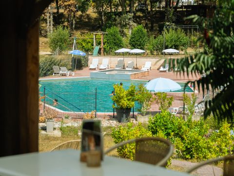 MOBILHOME 4 personnes - Mobil home Premium face à l' étang 1/4 pers