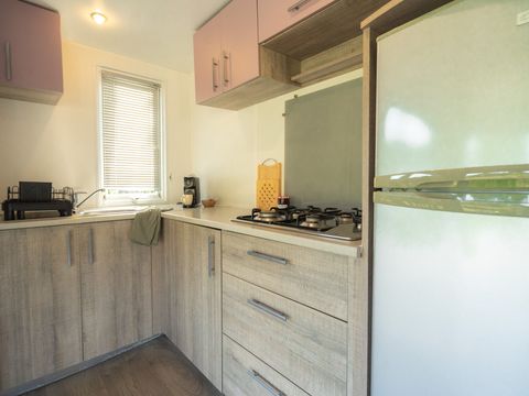 MOBILHOME 4 personnes - Mobil home Premium face à l' étang 1/4 pers