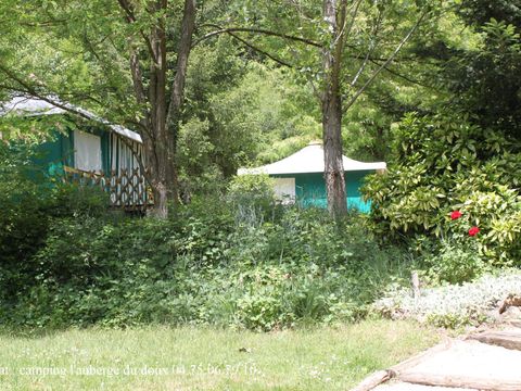 BUNGALOW TOILÉ 4 personnes - sans sanitaires