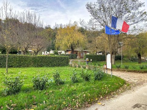 Emplacement - 6 Personnes