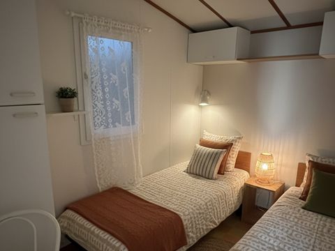 MOBILHOME 4 personnes - Mobil Home Aqua 2 chambres 4 personnes Terrasse Semi-Couverte