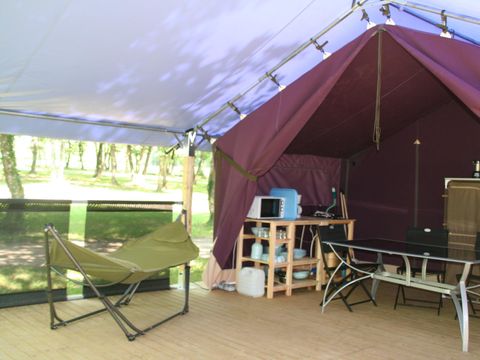 TENTE 5 personnes - Freeflower Confort 37m² (2 chambres) dont terrasse couverte 13m² (sans sanitaires)