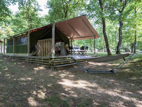 TENTE 5 personnes - Freeflower Confort 37m² (2 chambres) dont terrasse couverte 13m² (sans sanitaires)