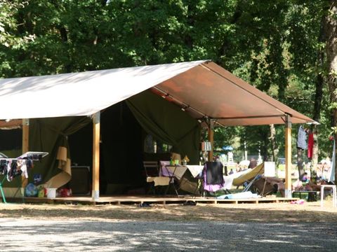 TENTE 5 personnes - Freeflower Confort 37m² (2 chambres) dont terrasse couverte 13m² (sans sanitaires)