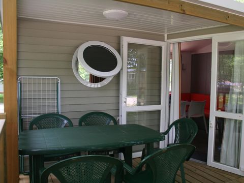 MOBILHOME 6 personnes - Confort 33-35m² (3 chambres- 1 salle de bain) TV