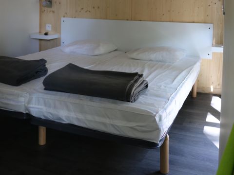 CHALET 4 personnes - Premium 35m² (2 chambres - 2 salles de bain) TV - Lave vaisselle