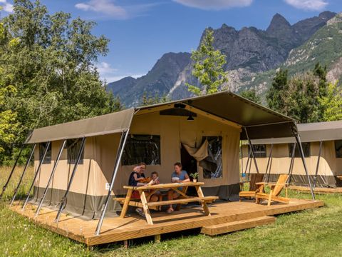TENTE TOILE ET BOIS 6 personnes - Tente glamping Verney