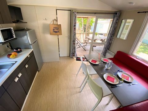 MOBILHOME 6 personnes - 3 Chambres Loisirs - TV - CLIM