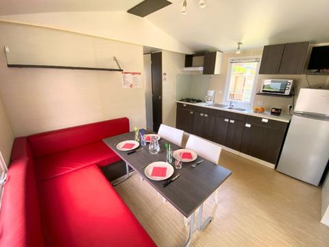 MOBILHOME 6 personnes - 3 Chambres Loisirs - TV - CLIM