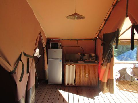 Bungalow toilé 5 personnes - 2 chambres - 30m² - Sans sanitaires