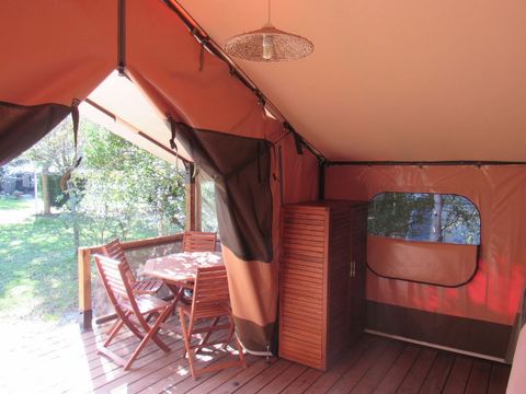 Bungalow toilé 5 personnes - 2 chambres - 30m² - Sans sanitaires