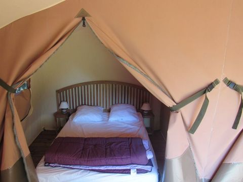 Bungalow toilé 5 personnes - 2 chambres - 30m² - Sans sanitaires