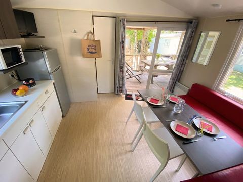 MOBILHOME 6 personnes - 3 Chambres Loisirs - TV - CLIM