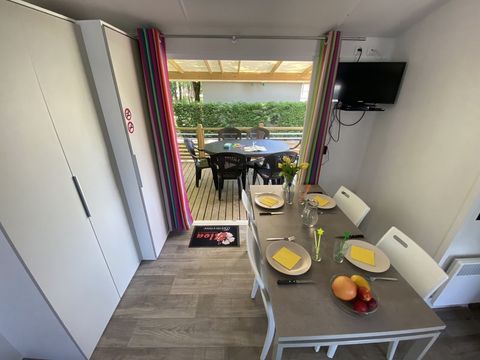 Mobilhome 6 personnes - Confort+ - 3 chambres - 2 salles de bain