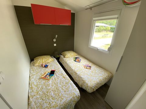 Mobilhome 6 personnes - Confort+ - 3 chambres - 2 salles de bain