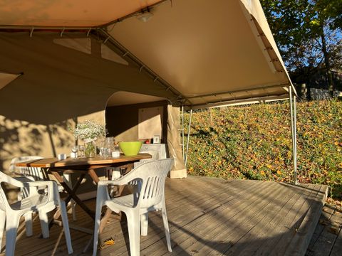 HÉBERGEMENT INSOLITE 4 personnes - LODGE Canada (sans sanitaires)