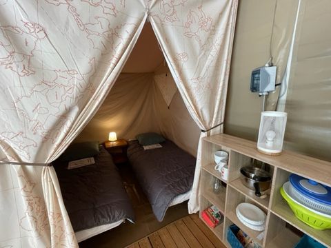 HÉBERGEMENT INSOLITE 4 personnes - LODGE Canada (sans sanitaires)