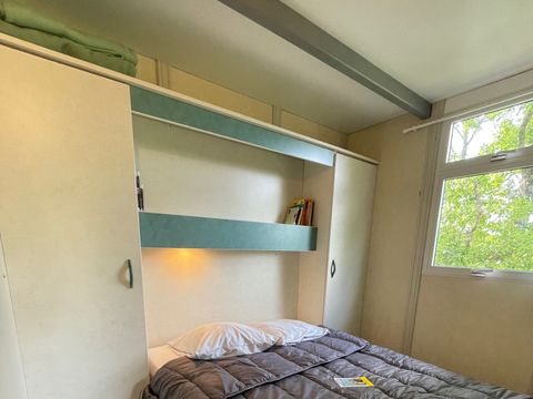 CHALET 5 personnes - Chalet Confort Acacia 2 chambres TV proche piscine