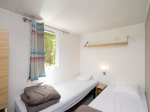 MOBILHOME 4 personnes - Privilège PREMIUM- 2 chambres + climatisation - 27m² -