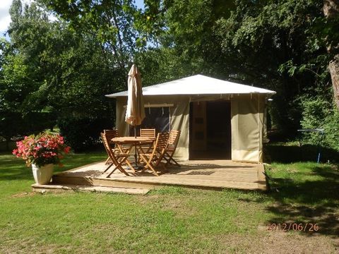 BUNGALOW TOILÉ 4 personnes - sans sanitaires