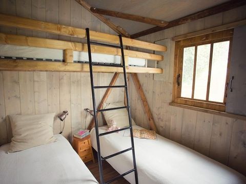 Tente en toile et en bois 5 personnes - Lodge - Insolite 5* 5 pers