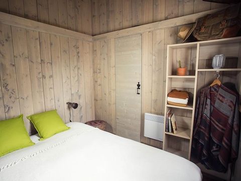 Tente en toile et en bois 5 personnes - Lodge - Insolite 5* 5 pers