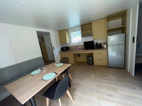 MOBILHOME 4 personnes - VELAY PMR 4* 4 pers