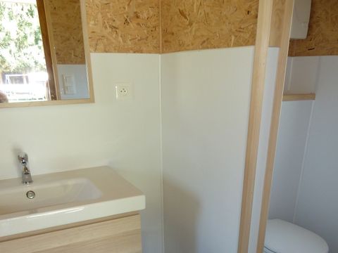 Emplacement - Emplacement avec Sanitaire privé 4*