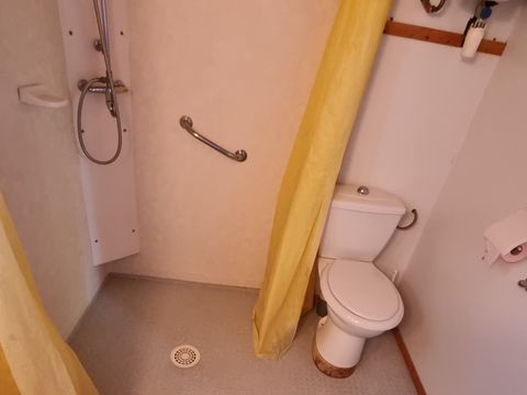 CHALET 4 personnes - Chalet 38m² - 2 chambres (personne à mobilité réduite)