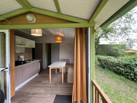 CHALET 5 personnes - Chalet Confort 25m² (2 chambres) + terrasse couverte 5 pers