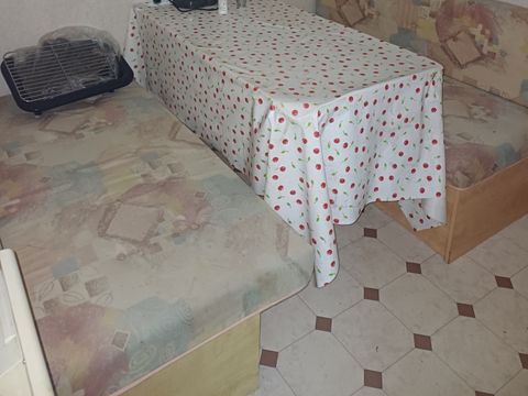 MOBILHOME 4 personnes - 2 chambres - Sans sanitaire ni WC