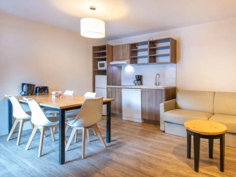 APPARTEMENT 8 personnes - 4 pièces 8 personnes