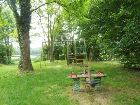 Camping Les Avenieres - Camping Drome - Image N°2